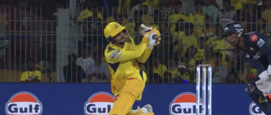Sameer Rizvi Announces his Arrival in IPL 2024 in Style with First Ball Six to Rashid Khan