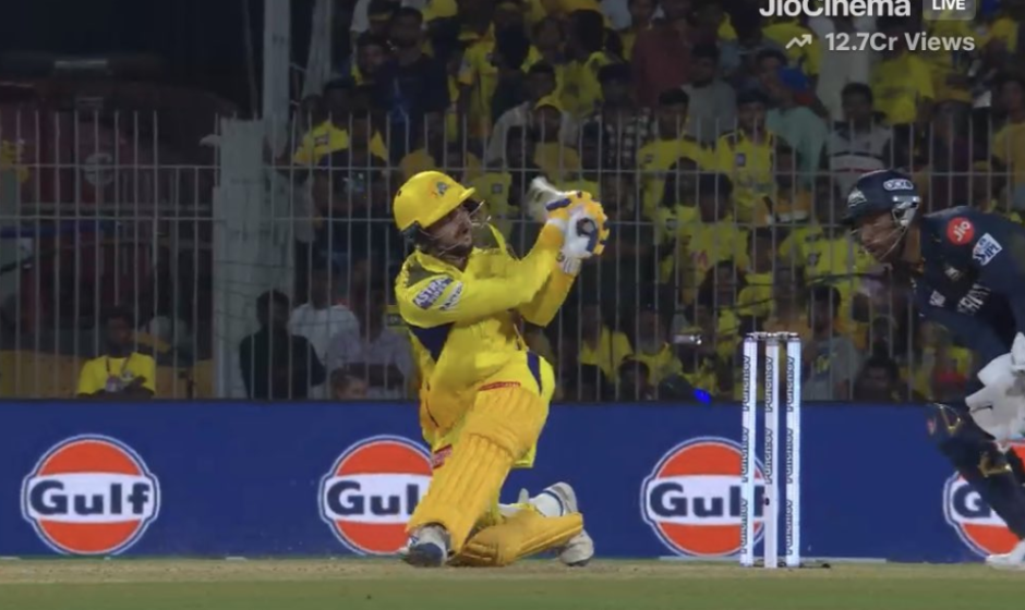 Sameer Rizvi Announces his Arrival in IPL 2024 in Style with First Ball Six to Rashid Khan