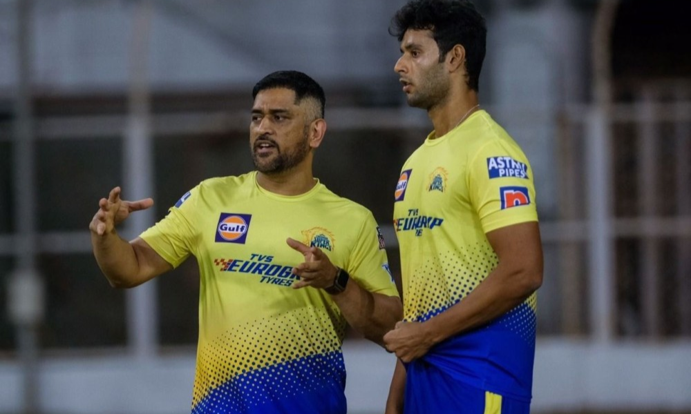 Shivam Dube with MS Dhoni 