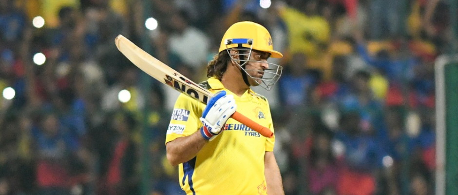 'Thala' Dhoni Leaves Shah Rukh Khan, Amitabh Bachchan; Secures Most No. of Brand Endorsements